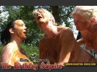 BETTY And FRIENDS - THE BIRTHDAY SURPRISE (Betty, Sexy, Marlen) 12 September 2020 [HD 720p] 1.10 GB