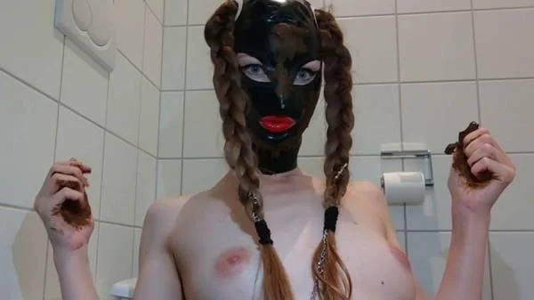 Shitting Rubber Mask (Kink Goddess) 14 November 2024 [FullHD 1080p] 411 MB