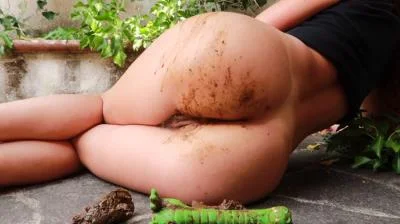 Jurassic Poop (Sabrina Dacos) 8 May 2025 [FullHD 1080p] 226 MB