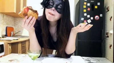 Scat Hot Dog Swallow By Top Scat Girl (Lina) 19 May 2025 [FullHD 1080p] 858 MB