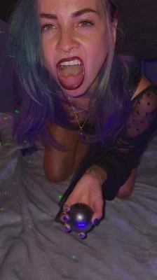 Ask The Crystal Ball (LilButtLex) 19 May 2025 [UltraHD 2K] 2.23 GB