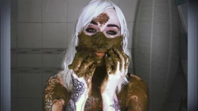 Mega Scat Eat Model Betty Eat Her XXL Shit (Betty) 28 August 2025 [FullHD 1080p] 1.46 GB