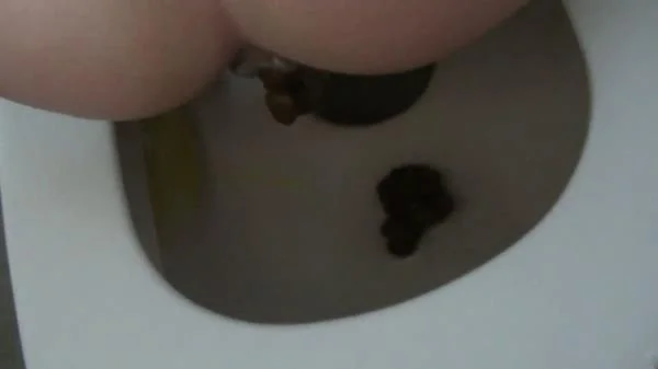 KV As Desired On The Toilet (MariaDevot) 20 September 2025 [FullHD 1080p] 58.9 MB