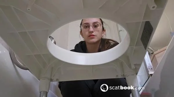 Scatting Girl 01 (Spain, Toilet Slavery) 21 February 2026 [HD 720p] 58.4 MB