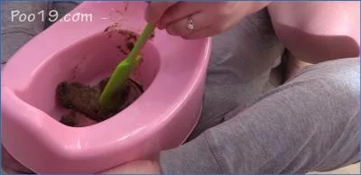 MilanaSmelly in Extreme Scat Eating and Domination from Russia