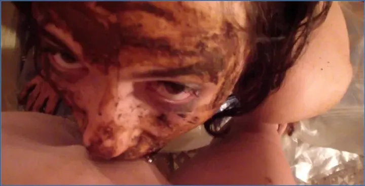 AstraCelestial Shits, Smears, Eats in Mucky Lesbian Scat Threesome