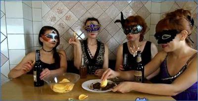 ModelNatalya94 Smears and Farts in Russian Lesbian Orgy