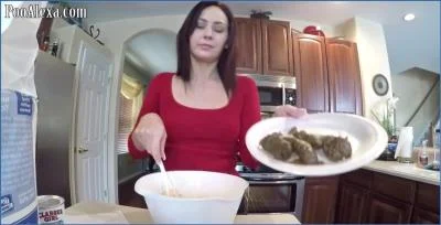 Jessica Valentino Shits, Smears and Eats Poop in Depraved Outdoor