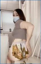 KnkyKttn97 Defecates in Panties, Smears Shit with Big Toys