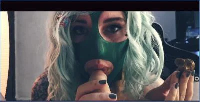 Extreme Shit Eating and Facesitting by Brazilian Scat Princess