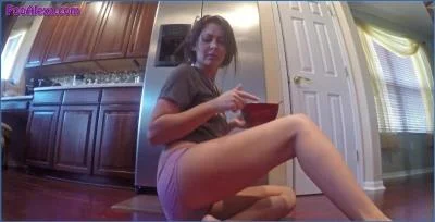 PooAlexa Defecates and Smears in Outdoor Pantyhose Bliss