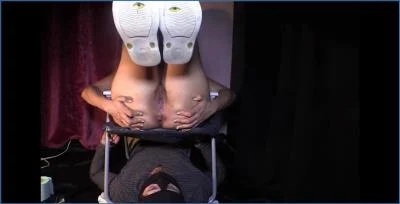 Diana Dominates with Piss and Toilet Slavery in Her Latest Scat