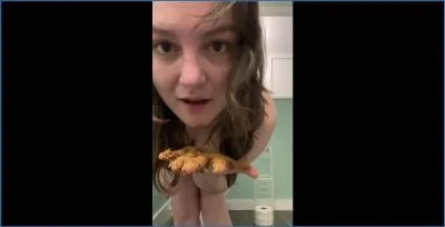 Layla Lee Puts on a Grimy Show with Dirty Panties and Poop Smearing