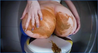 SweetBettyParlour in Hardcore Shitting mess Extreme Copro with Dirty Dildo