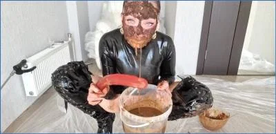 Scatlina's Hardcore Piss Poop mess: 16 Loads of Shit