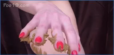 MilanaSmelly in Russian Facesitting and Shit Eating Fetish