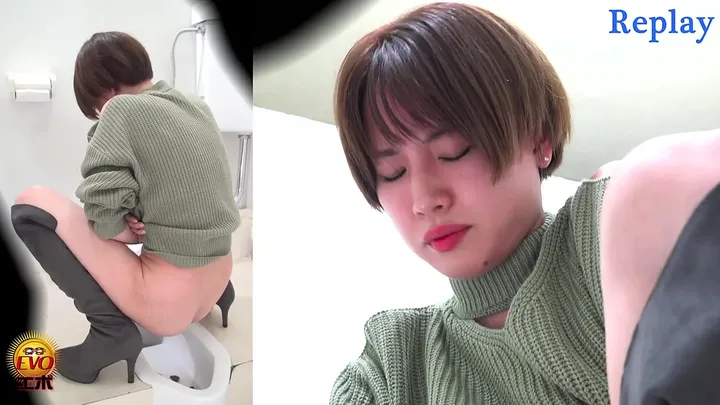 Toilet Play in Long Boots: Messy Defecation and Stylish Scat Action